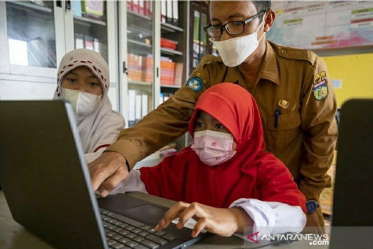 PGRI Sulteng Sebut Sertifikasi Bentuk Perhatian Pemerintah Kepada Guru