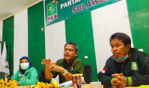 photo6055559732086811456