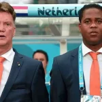 patrick-kluivert-louis-van-gaal-world-cup-2014-677ac84f34777c3a2d012582-1666806763