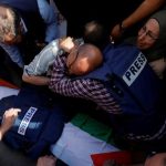 jurnalis-al-jazeera-tewas-tertembak-pasukan-israel-di-tepi-barat_169