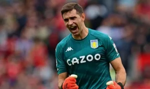 16774-emiliano-martinez-aston-villa