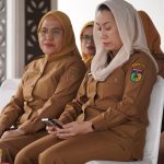 photo_6192792862136059615_y