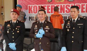 photo_6192792862136059627_y