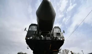 rusia-siap-bantu-iran-usai-dikeroyok-israelas-awas-perang-dunia-iii-lnm