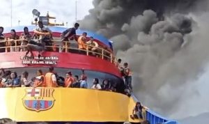 km-barcelona-terbakar-di-perairan-sulut-1752998594559_169