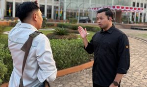 photo_6113958982231114230_y