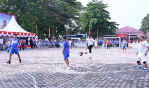 photo_6123033500803257596_y