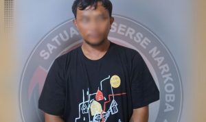 photo_6156760934085939215_y