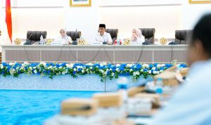 photo_6176920015924742864_y