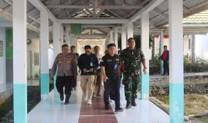 photo_6230930548226902385_y