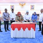 photo_6242328008451016362_y