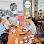 photo_6264744752733864910_y