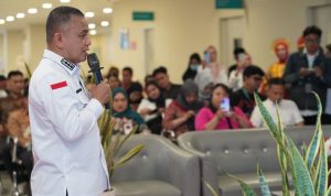 photo_6305098800866987218_y