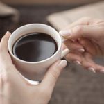 efek-minum-kopi-untuk-kulit-1_169