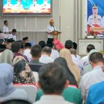 photo_6104761180921465963_y