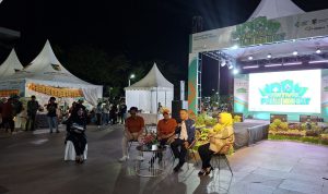 photo_6109643175757548533_y