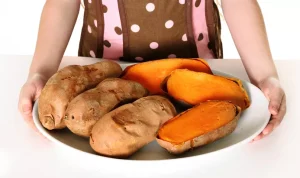 064340500_1576384228-Makan-Ubi-Bisa-Atasi-Penyakit-Maag-Mitos-atau-Fakta-Shutterstock_48931741