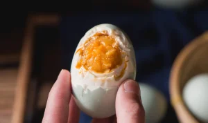 afe682ef-bahaya-telur-asin