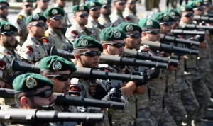67518be183fad-viva-militer-pasukan-angkatan-bersenjata-iran-artesh_1265_711