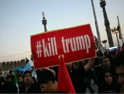 Ali Khamenei Dimakamkan, Seruan ‘Bunuh Trump’ Menggema