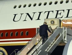 Takut Dibunuh Iran, Trump Ngumpet di Truk Katering Bandara Saat Tinggalkan Turki