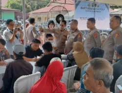 Ribuan Warga Serbu Bakti Kesehatan Polri di Palu, Polda Sulteng Bagikan 1.300 Paket Sembako